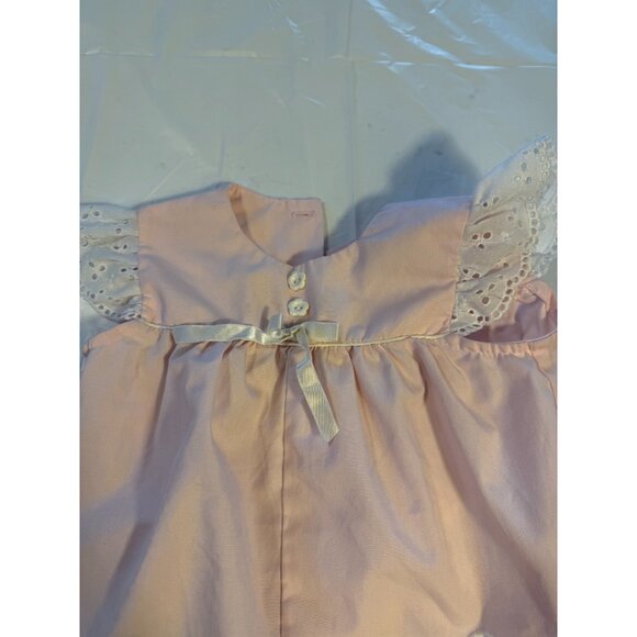Vintage Girls Infant Romper Pale Pink Ruffles Bubble Style Lace Chicks 12M 70s - Picture 2 of 4